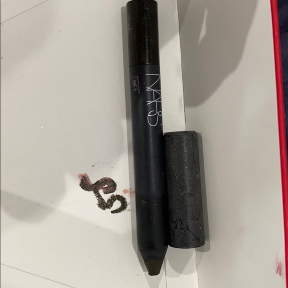 NARS Satin Lip & Soft Touch Eyeshadow Pencil - Picture 3 of 3